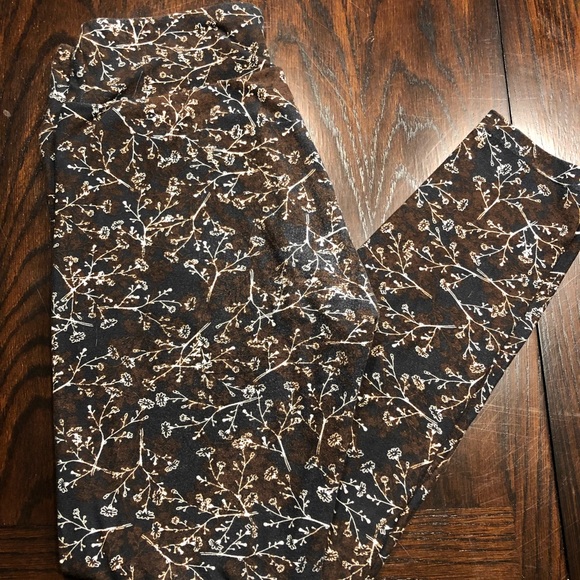 LuLaRoe Pants - Like new OS lularoe leggings
